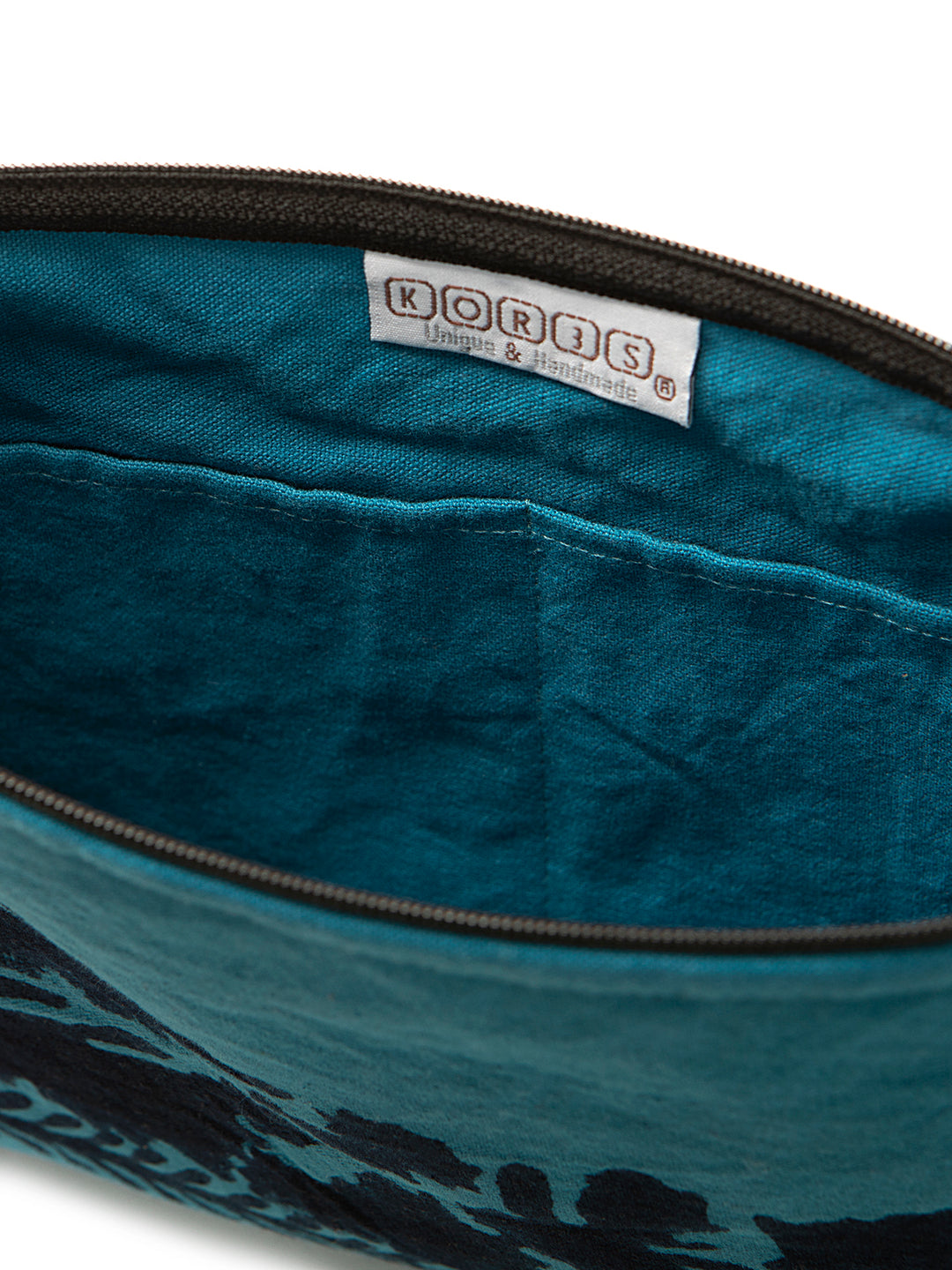 Skyrian Wristlet Blue