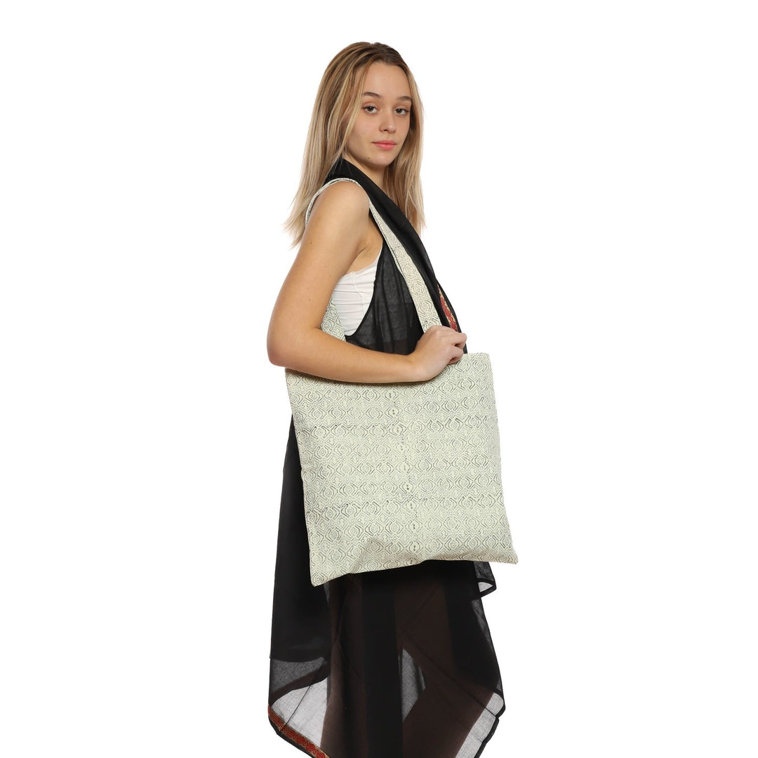 Polynoe Tote Bag koresjewelry