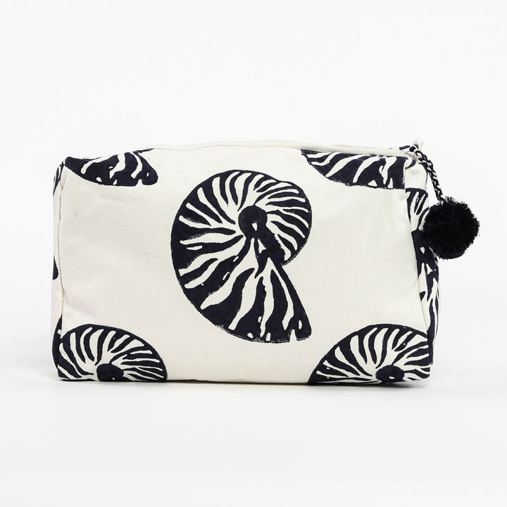 Seashell Toiletry Bag koresjewelry