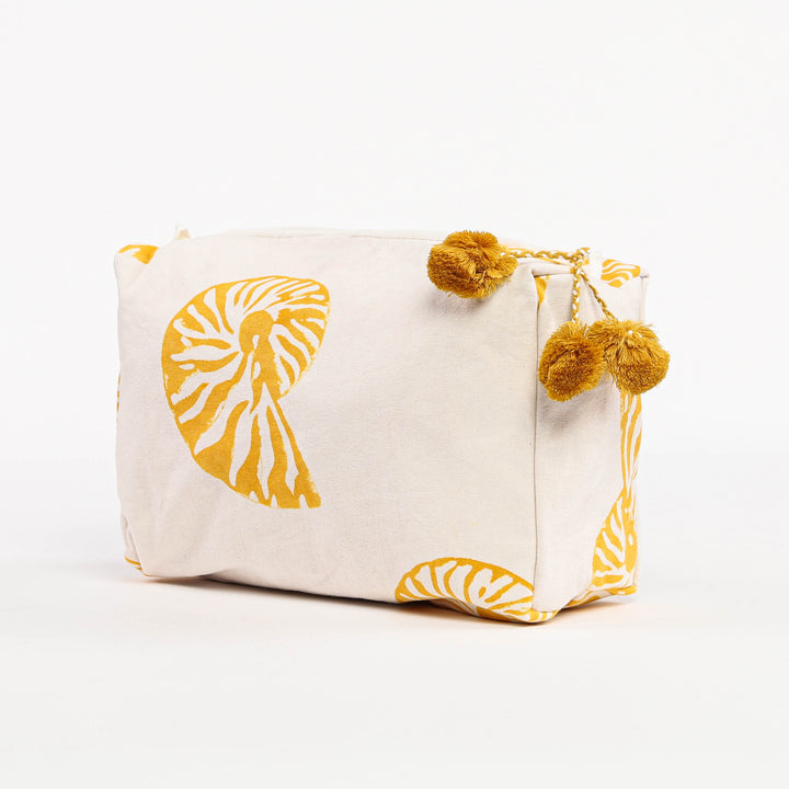 Seashell Toiletry Bag koresjewelry